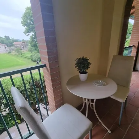 Dimora Fiore Apartment