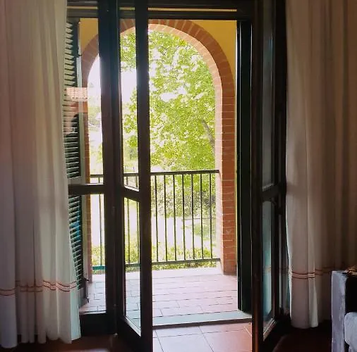 Apartament Dimora Fiore *